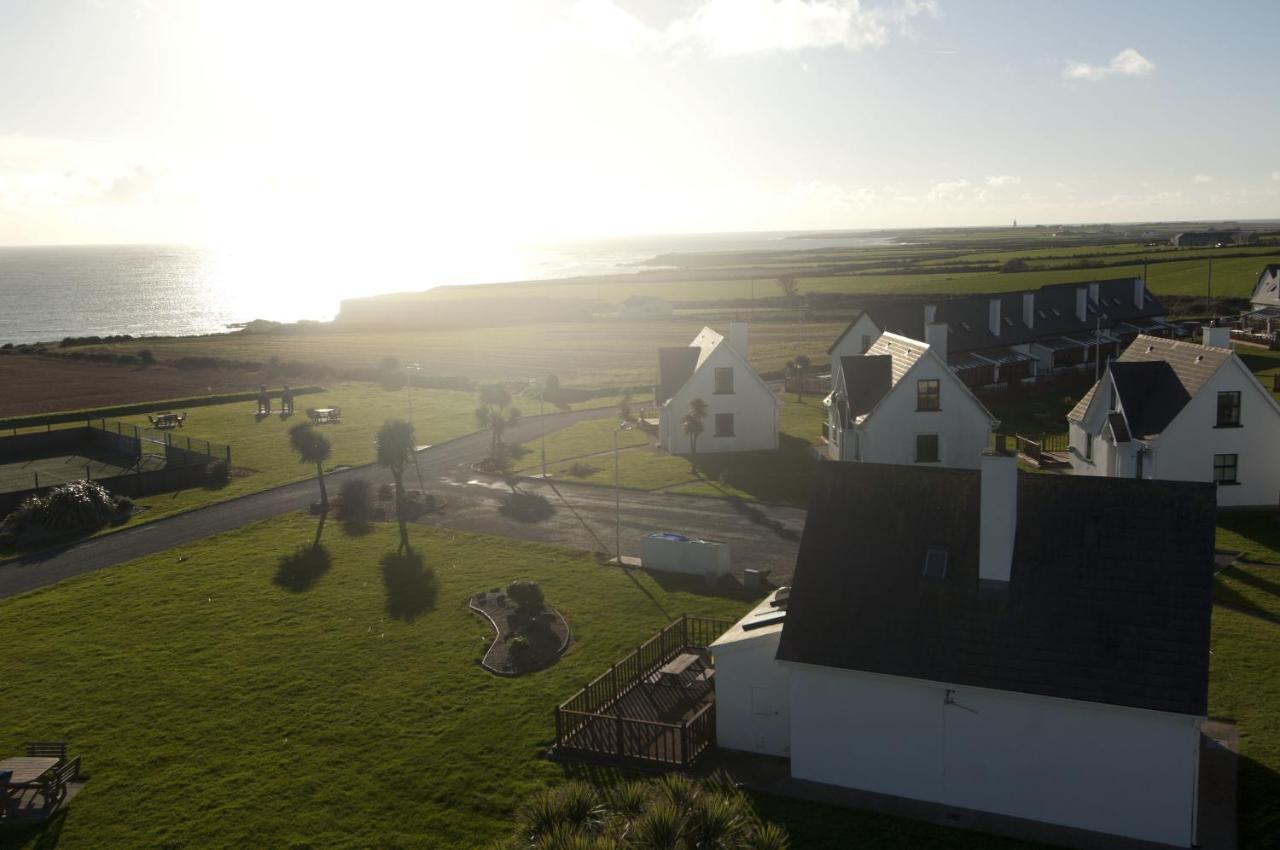Hookless Holiday Homes Fethard-on-Sea Exterior foto