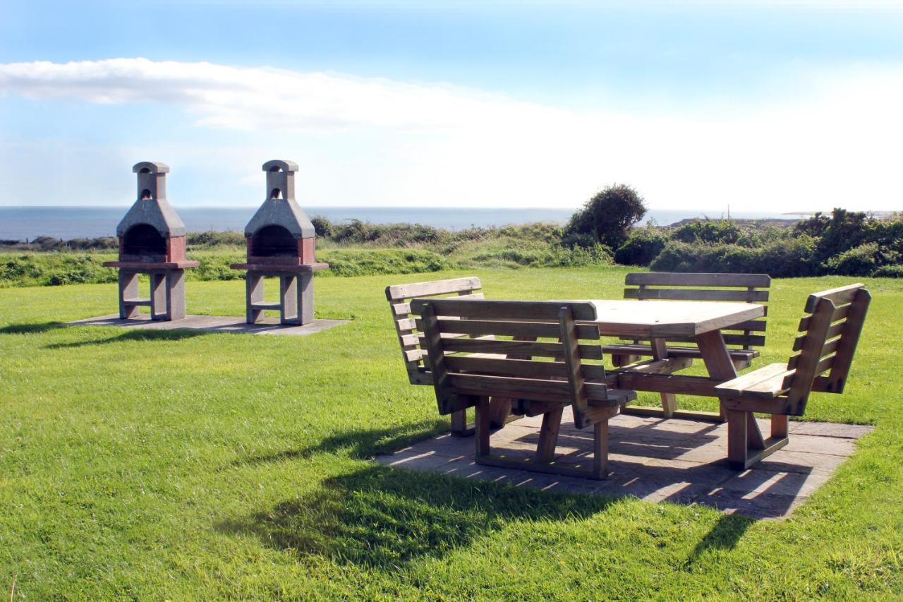 Hookless Holiday Homes Fethard-on-Sea Exterior foto