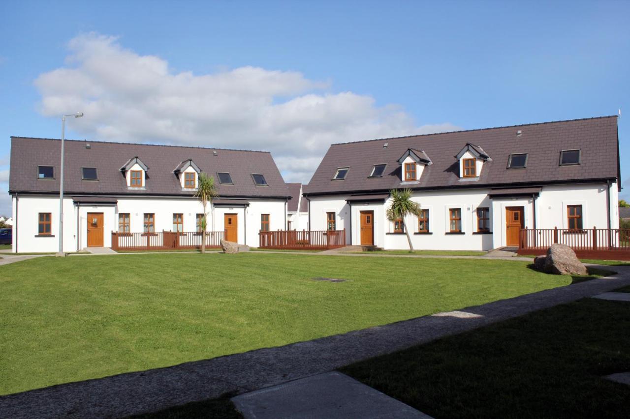 Hookless Holiday Homes Fethard-on-Sea Exterior foto