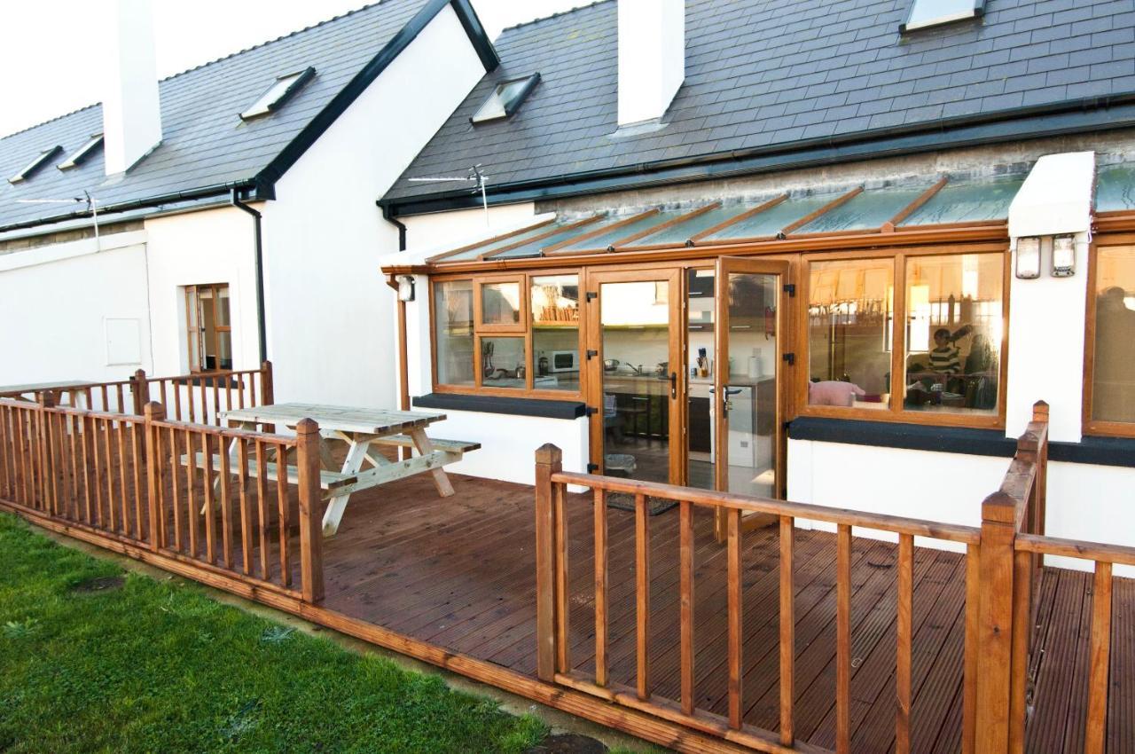 Hookless Holiday Homes Fethard-on-Sea Exterior foto