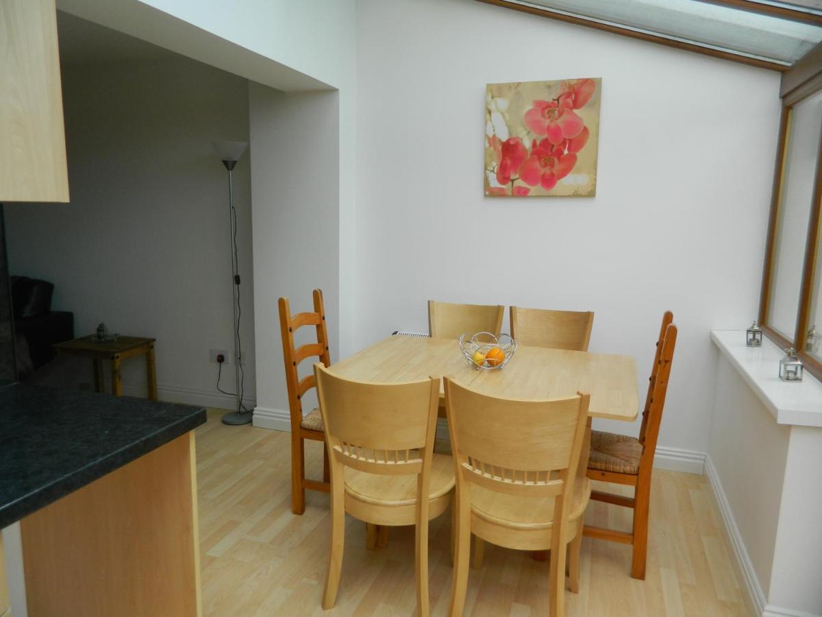 Hookless Holiday Homes Fethard-on-Sea Exterior foto